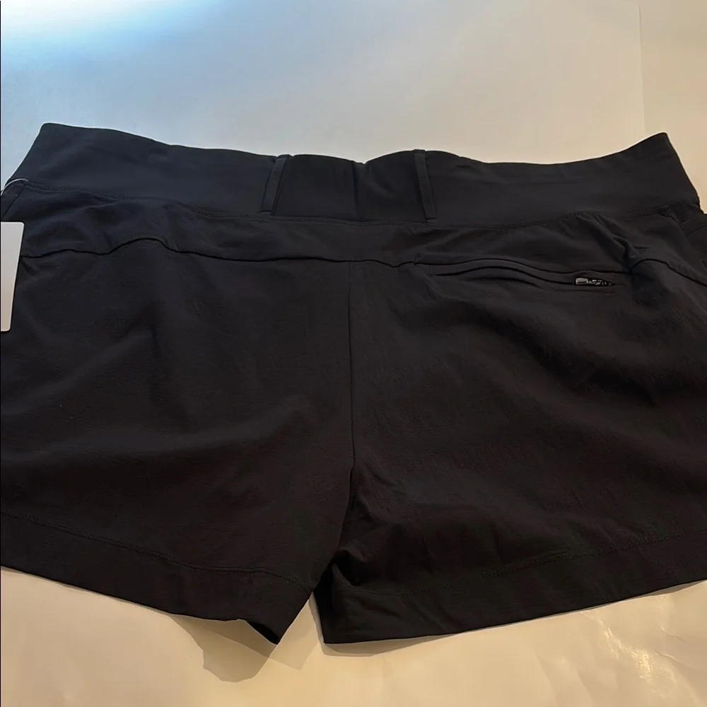 Athleta Trekkie North Short Black Shorts Womens Plus 24 NWT
